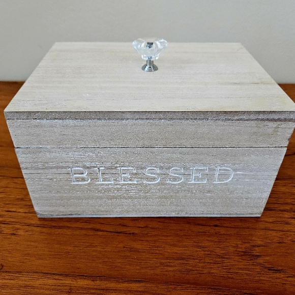 Blessed Lot!!  New box, book, and prayer cards. - Picture 2 of 9